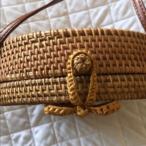 Purse/crossbody - Picture 3 of 6